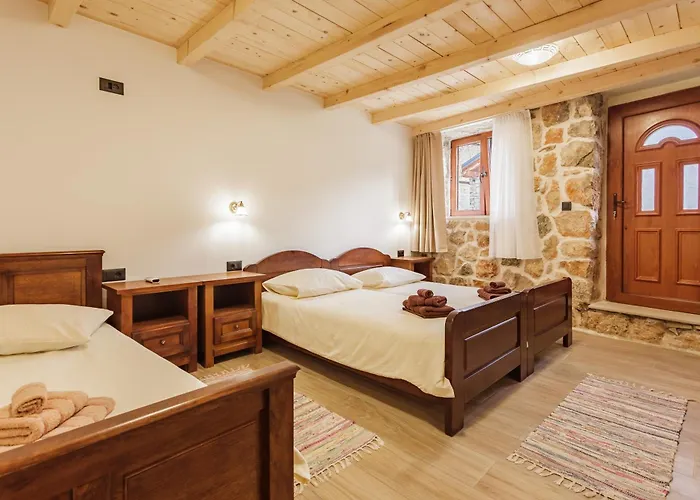 Stone Valcer Slivno (Split-Dalmatia)