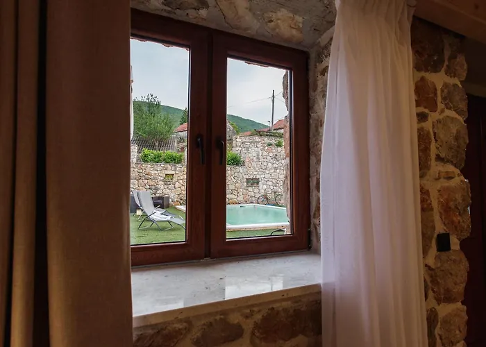 Stone Valcer * Slivno (Split-Dalmatia)