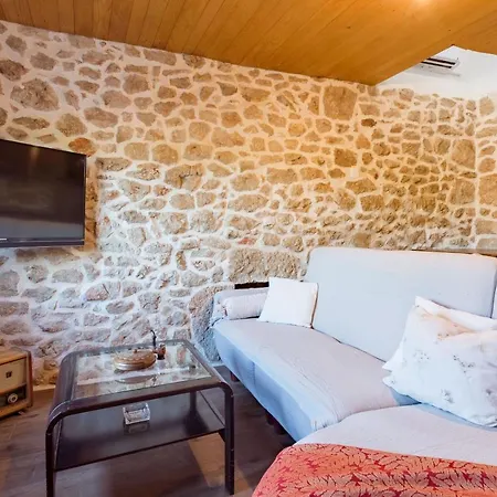 Stone Valcer Villa *