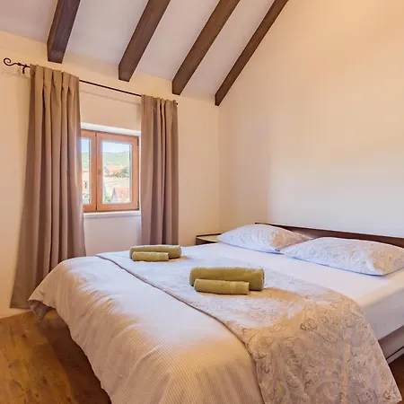 Stone Valcer Villa