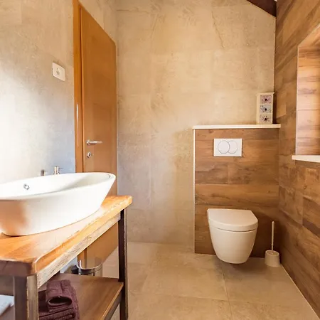 Stone Valcer Villa *