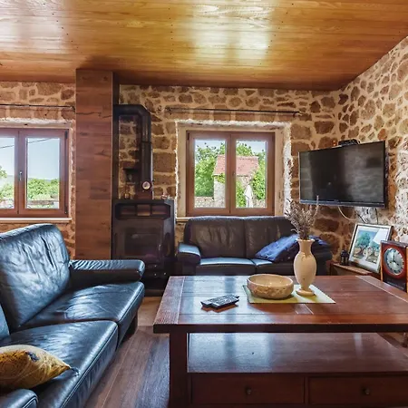 Stone Valcer Villa *