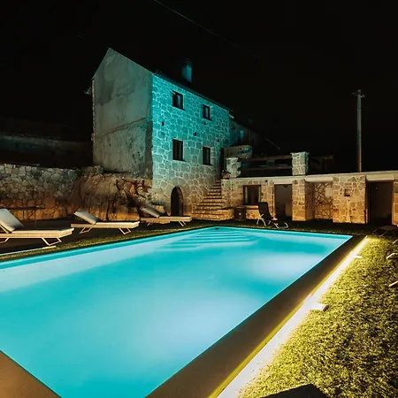 Stone Valcer Villa