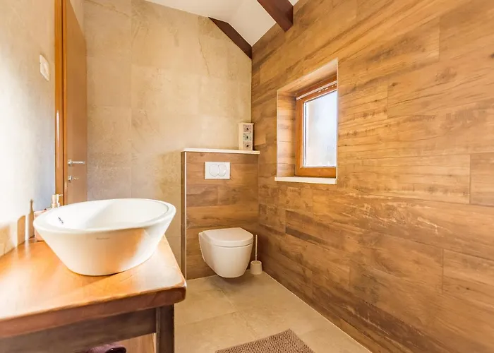 Stone Valcer Villa Slivno (Split-Dalmatia)