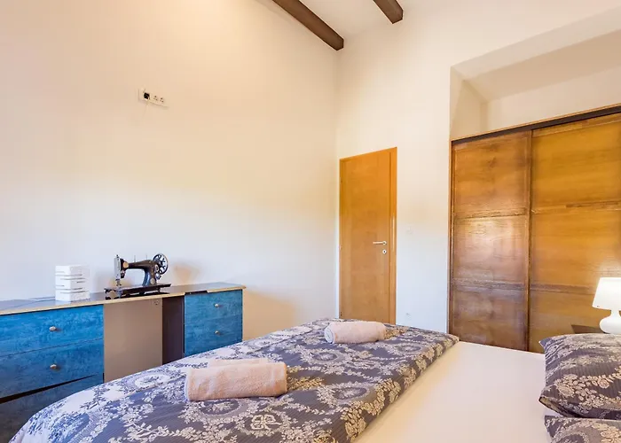 Stone Valcer Villa *