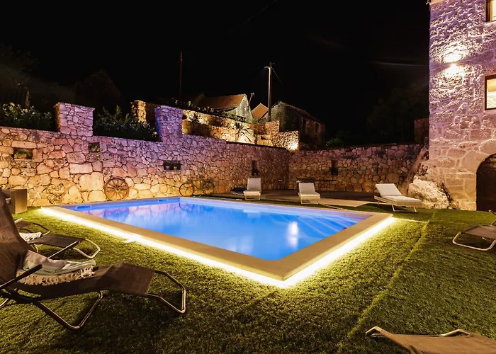 Villa Stone Valcer *